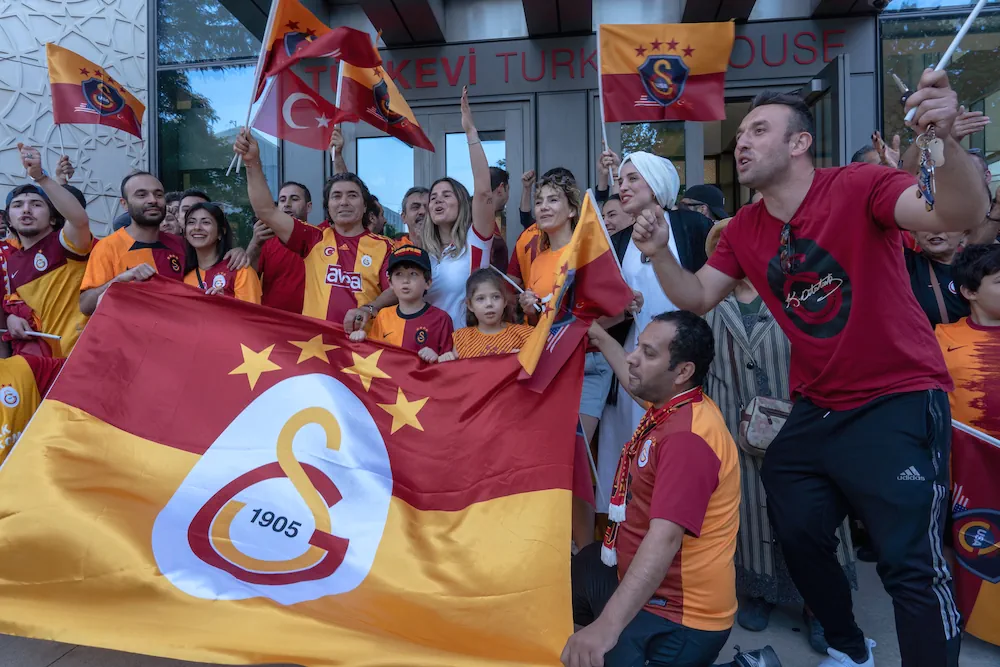 Galatasaray fans celebrating
