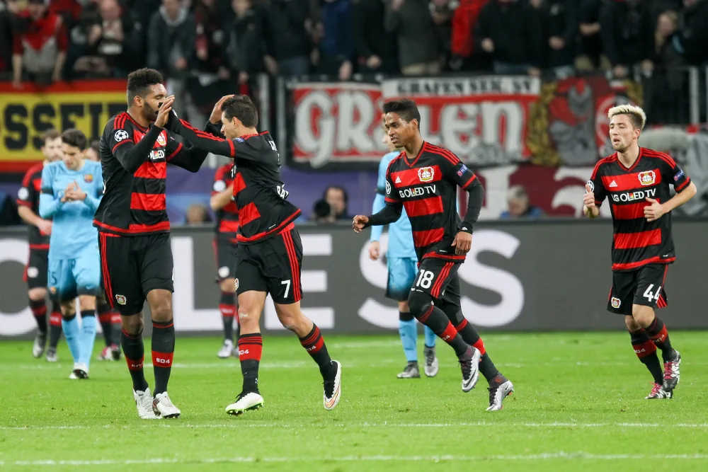 Bayer Leverkusen players celebrating goal